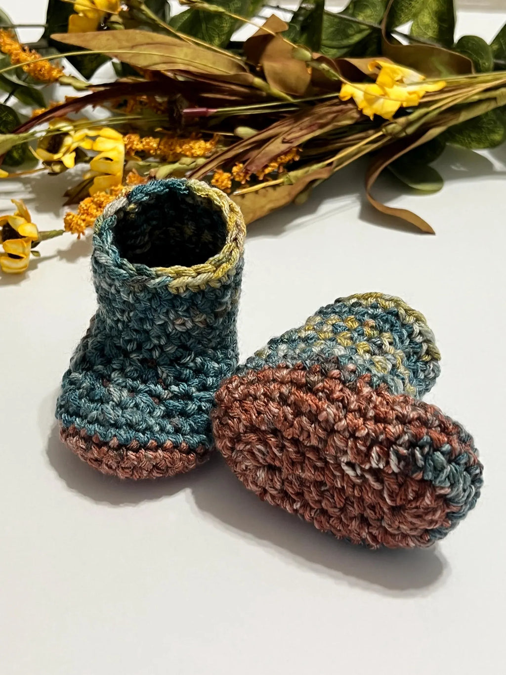 Hand Crocheted Baby Booties (0–3 Months) are Soft Stay-On for Newborn gift in Sage, Olive, Pink, Purple & More – Gift Ready Set