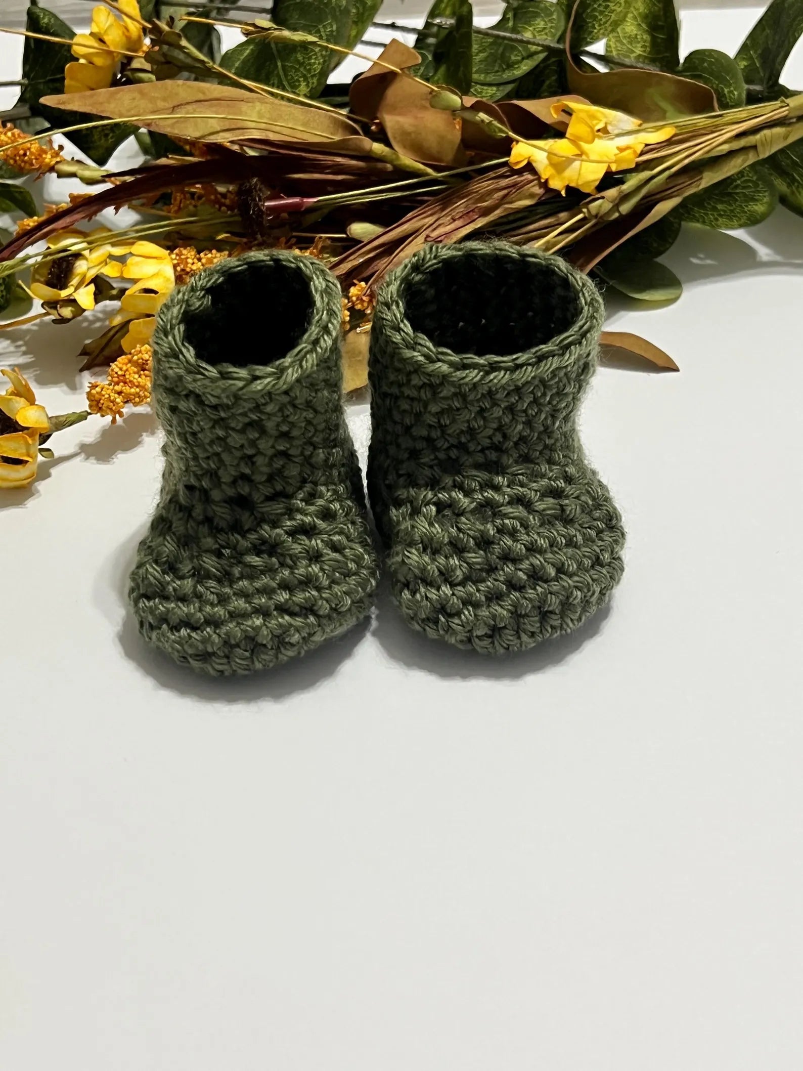 Hand Crocheted Baby Booties (0–3 Months) are Soft Stay-On for Newborn gift in Sage, Olive, Pink, Purple & More – Gift Ready Set
