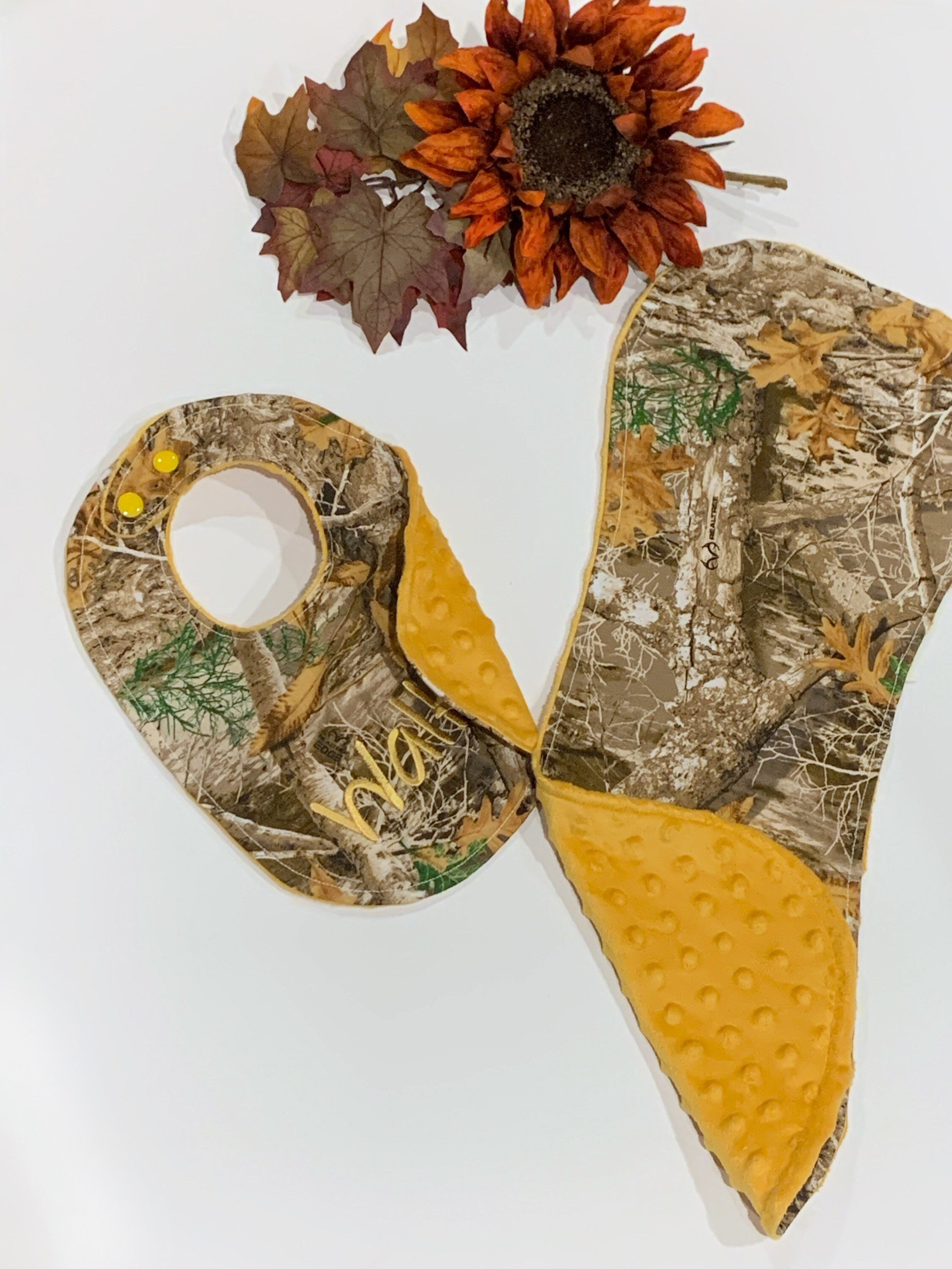 Camouflage hunting Baby toddler Bib & contour burp cloth set made in brown camo cotton print with minky back, personalized baby shower gift