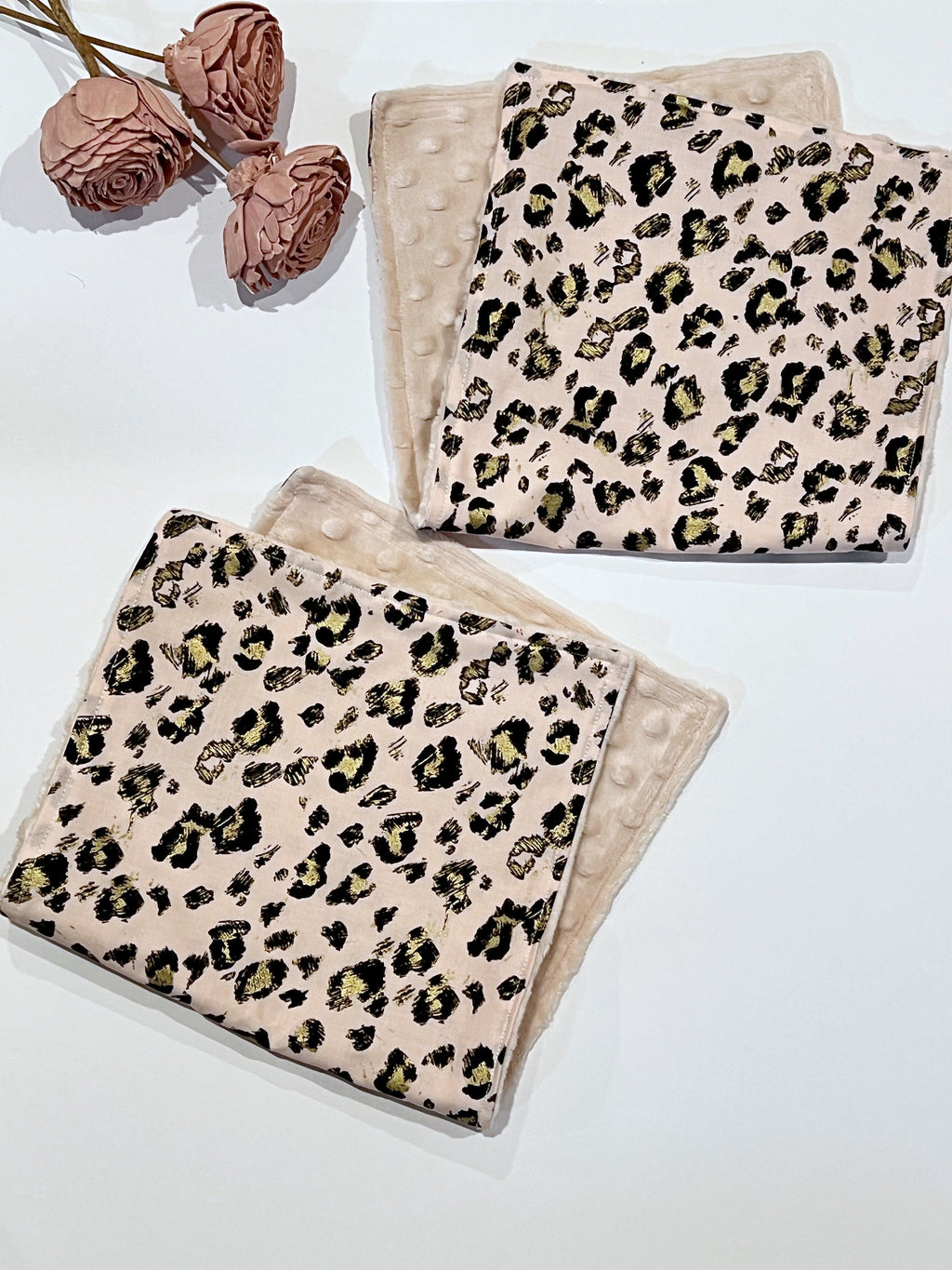 Baby couture fashion toddler Bib and burp cloth in rose gold leopard, exotic animal Cotton print and blush pink minky, baby girl shower gift